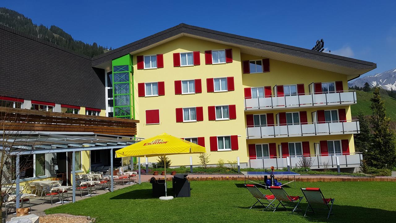 Hotel Cristal Sörenberg Exterior foto